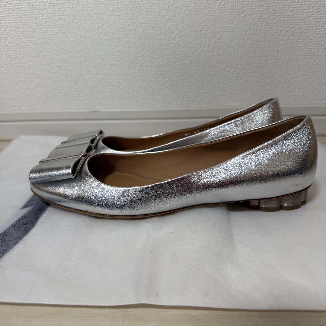 新品同様！フェラガモ✴︎CAPUA 8B(24.5cm)