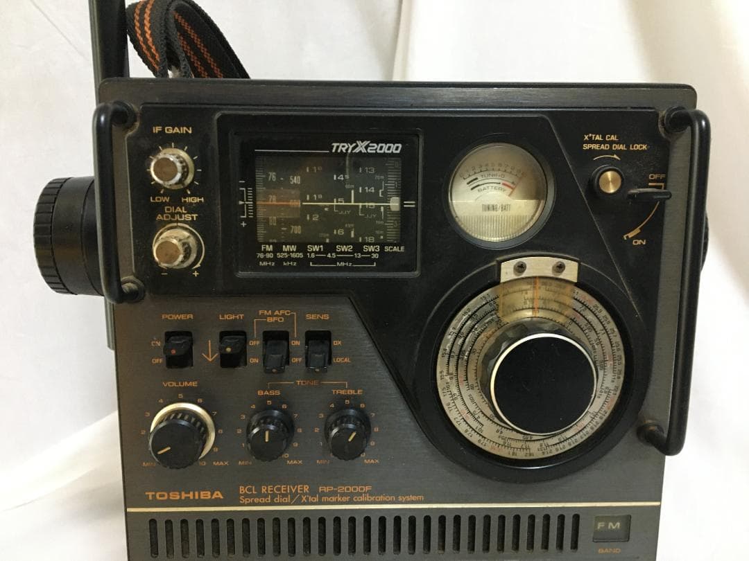 TOSHIBA BCLラジオ TRYX2000 (RP-2000F) - メルカリ