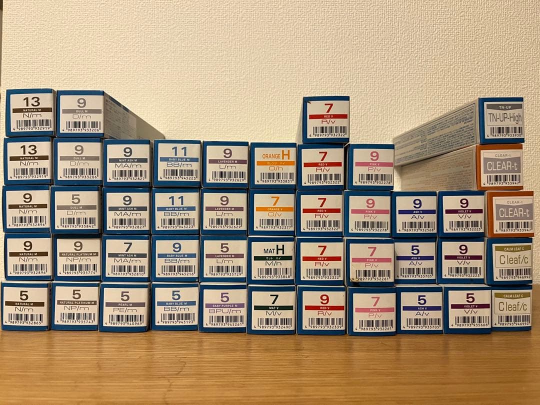 【未使用品】キャラデコ カラー剤　46本セット 未使用品】キャラデコ カラー剤 46本セット - メルカリ