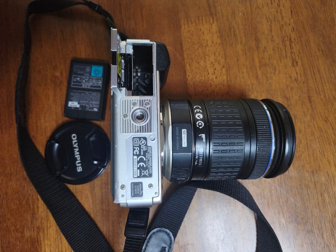 Olympus E-PL1 レンズ ストラップ バッテリー 本体 セット - メルカリ