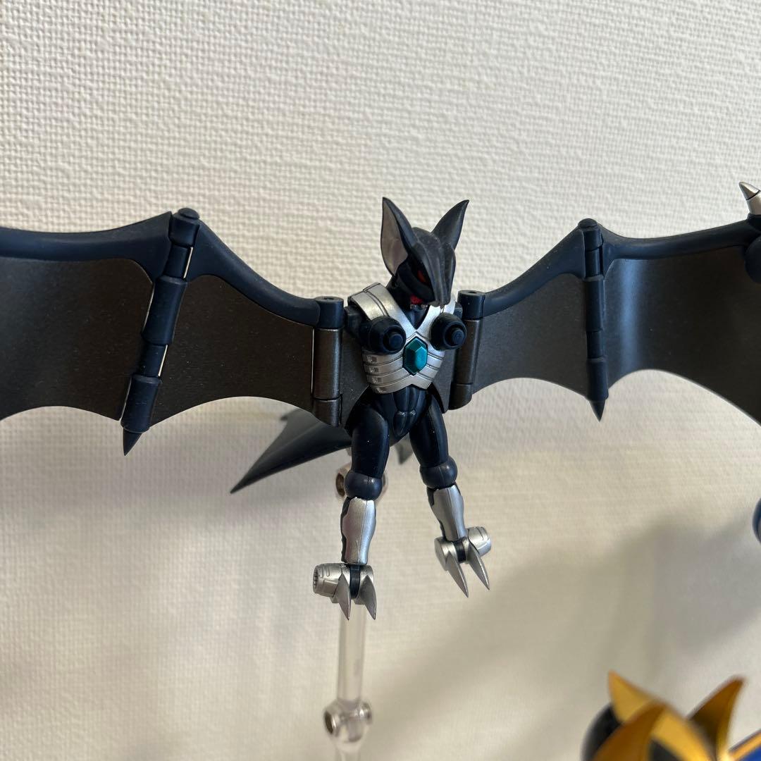 figuarts フィギュアーツ 仮面ライダータイガ ミラーモンスター 真骨