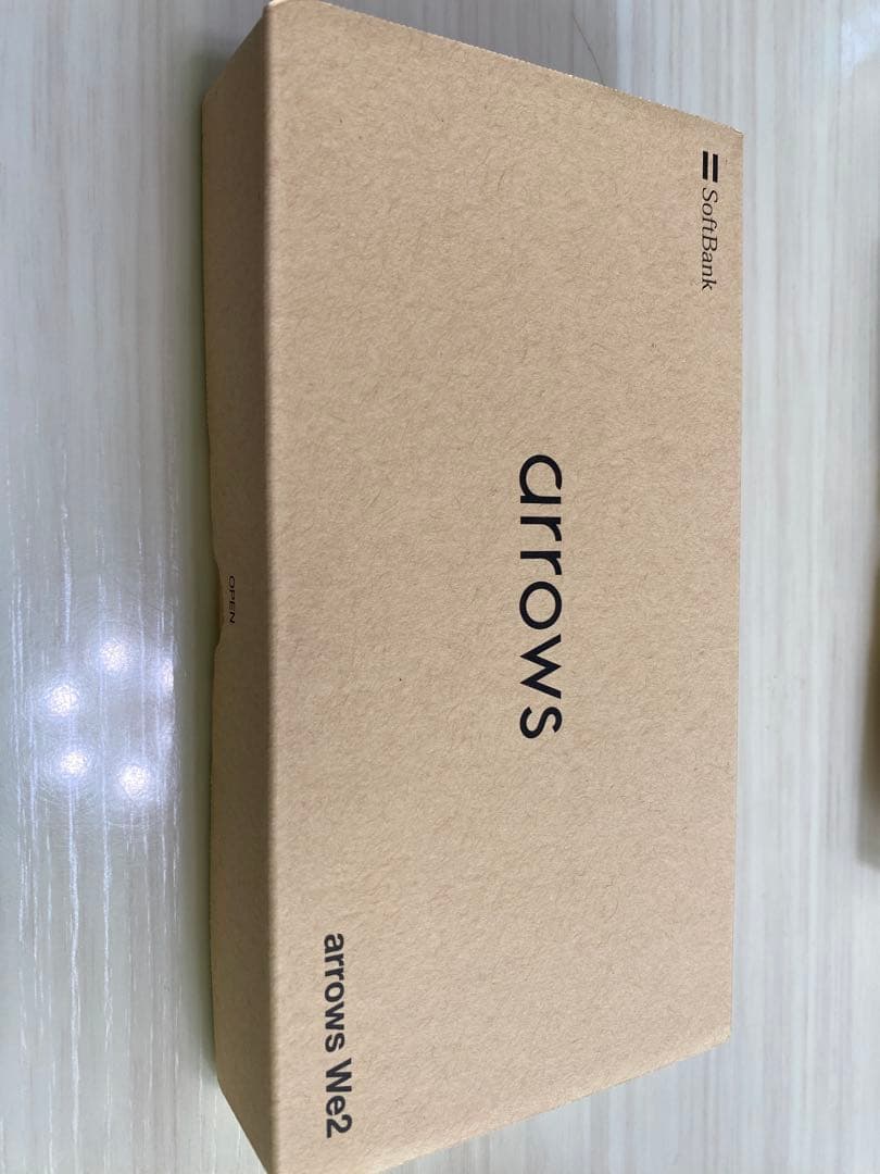 arrows We2 本体　ネイビーグリーン Amazon | arrows We2 M07 (ネイビーグリーン) 【正規代理店】SIMフリー