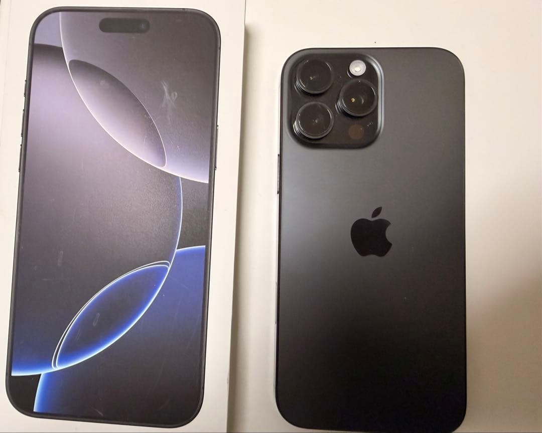 iPhone16ProMAX 256GB ブラックチタニウム Amazon.com: Apple iPhone 16 Pro Max, US Version, 256GB, Black