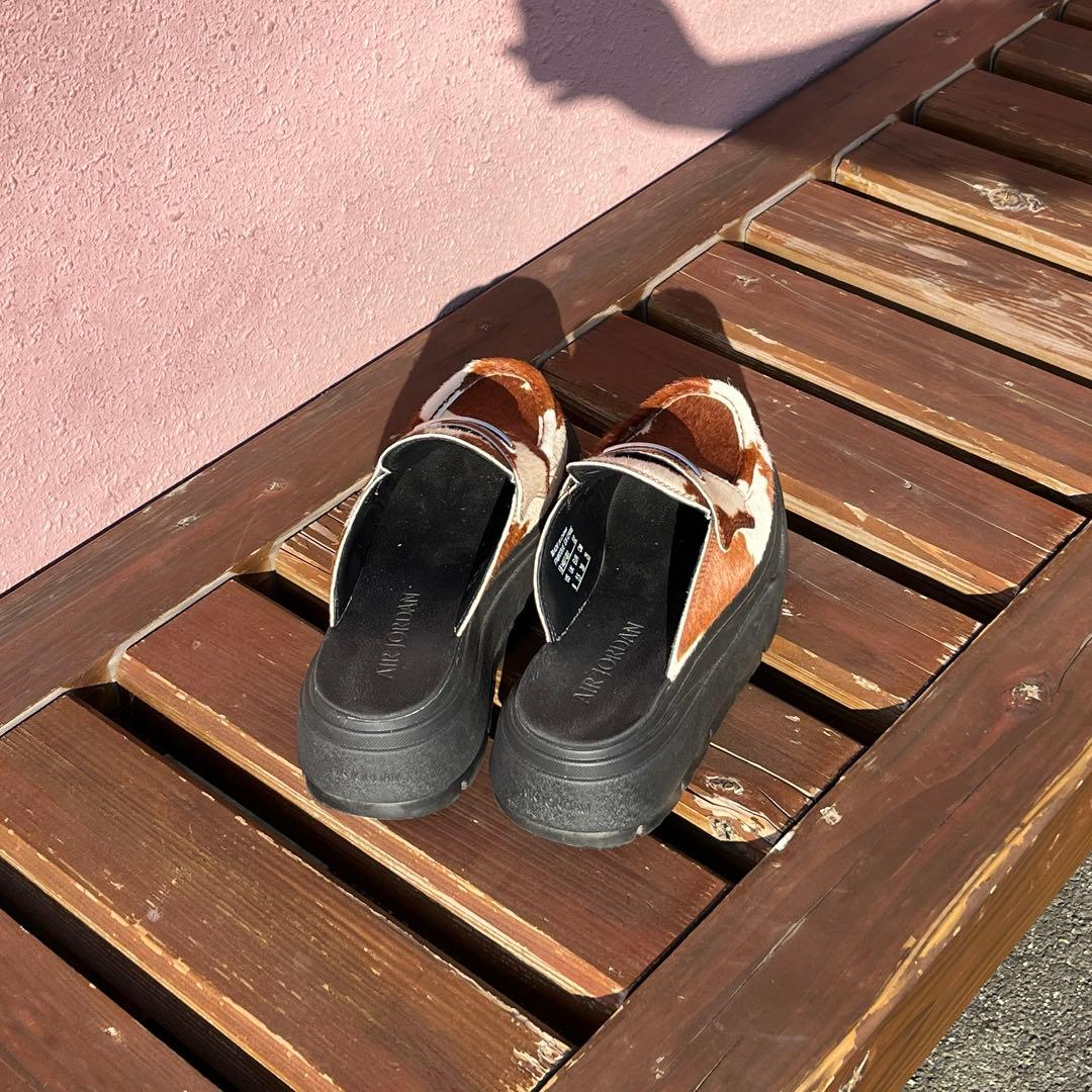 美品】エアジョーダン ミュール ローファー カウプリント 25cm - メルカリ