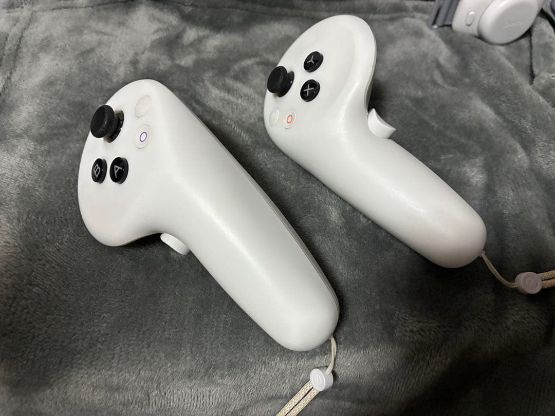 PICO4UltraVRヘッドセット +トラッカー2個×2 kiwiコード付き - メルカリ