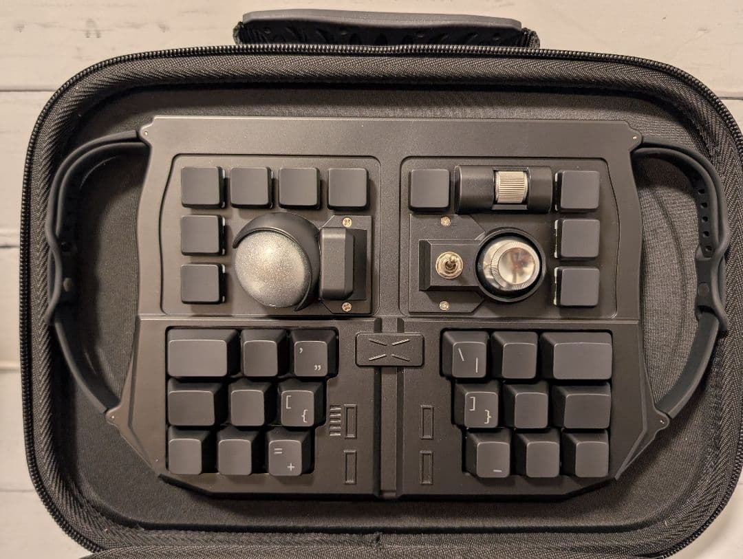 未使用】GrabShell DBI-GSV001 [BLACK] - メルカリ