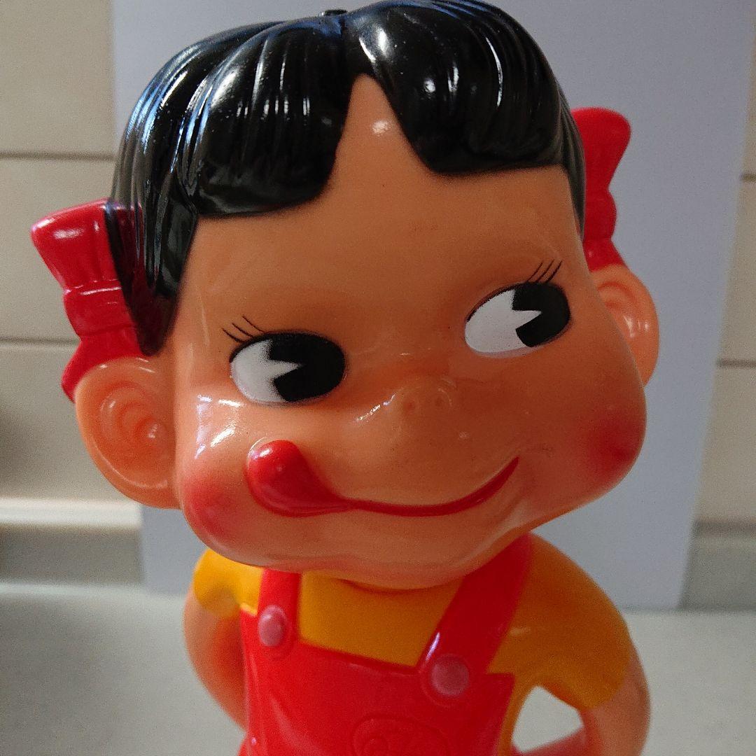 美品】不二家 ペコちゃん 首振り人形 昭和レトロ - メルカリ