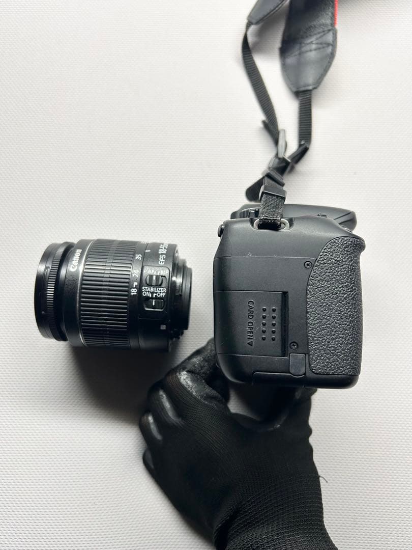 Canon EOS Kiss X6i カメラ 収納バッグ ストロボ 付き