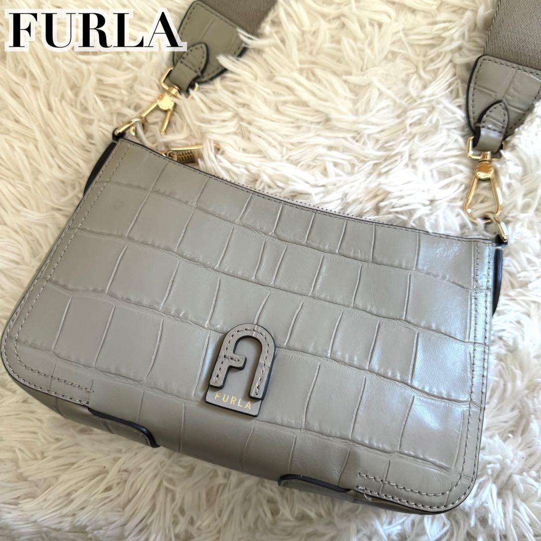 極美品✨フルラ 現行 ショルダーバッグ アテナ クロコ ロゴ レザー