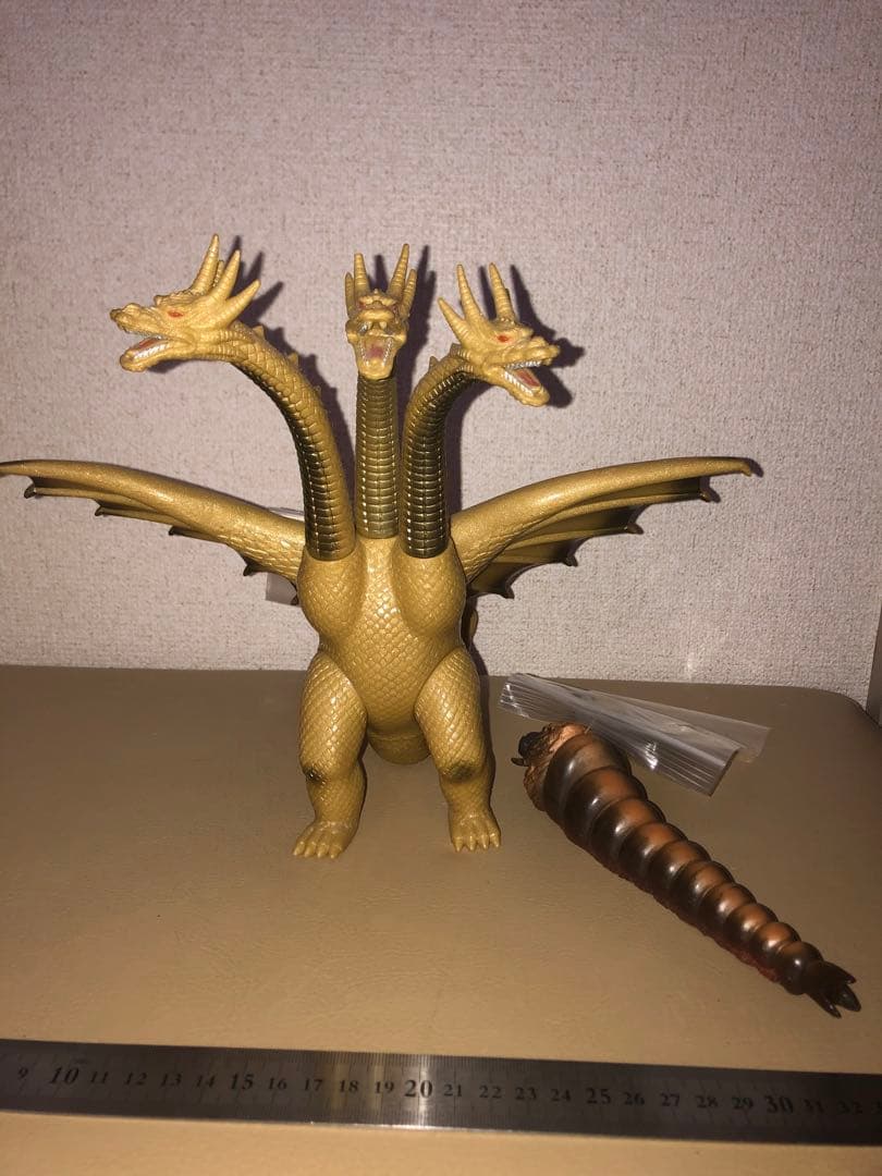 キングギドラ タグ付き☆モスラタグ付き バンダイJAPAN