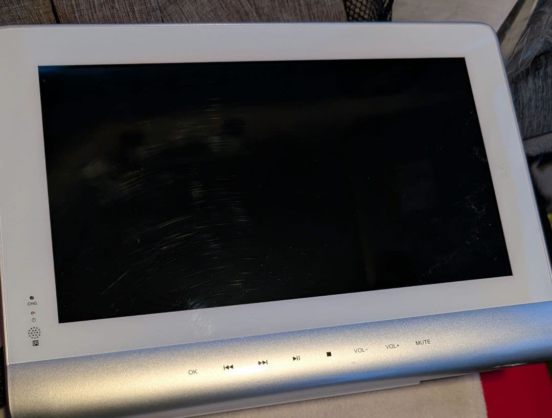 ポータブルブルーレイプレーヤー AS-BD10W　Blu-rayプレーヤー Amazon | AAZV Wis 10インチ防水ポータブルブルーレイプレーヤー AS