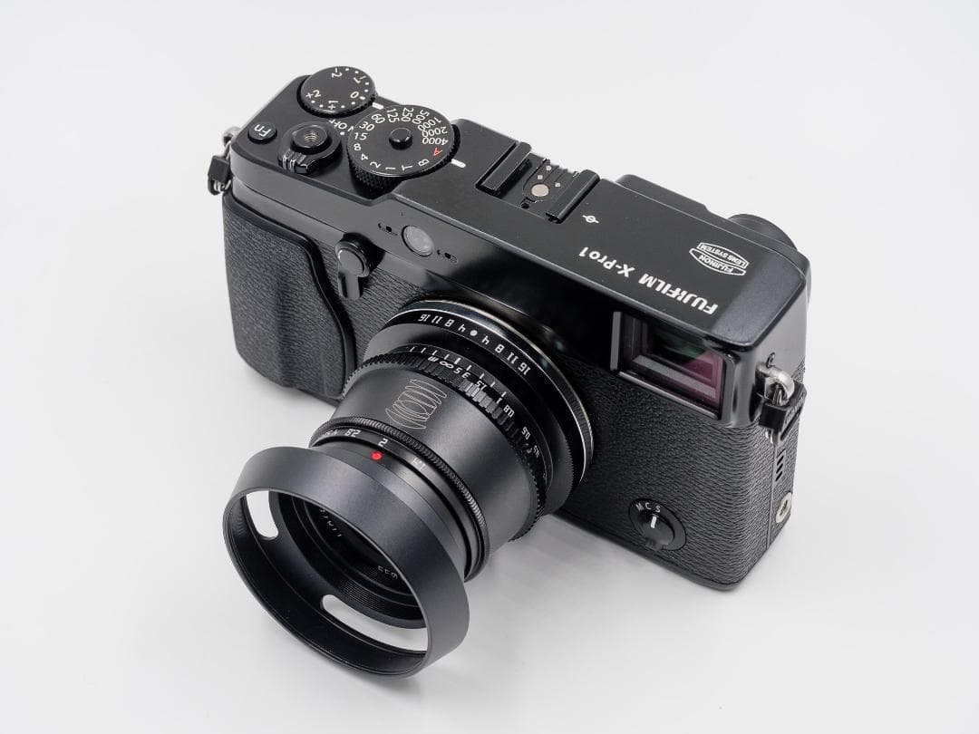 【美品】Fujifilm X-Pro1 ミラーレス一眼と35mm f1.4レンズ デジタルカメラのヴィンテージもいいよ。FUJIFILM X-Pro1とXF 35mm f1