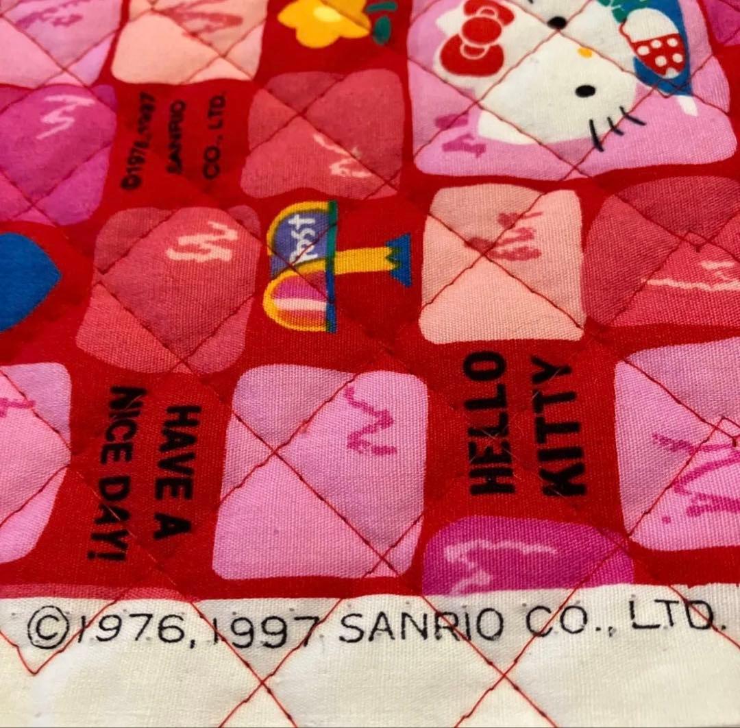 平成レトロ】1997年 ハローキティ キルティング生地 110×55 廃盤レア