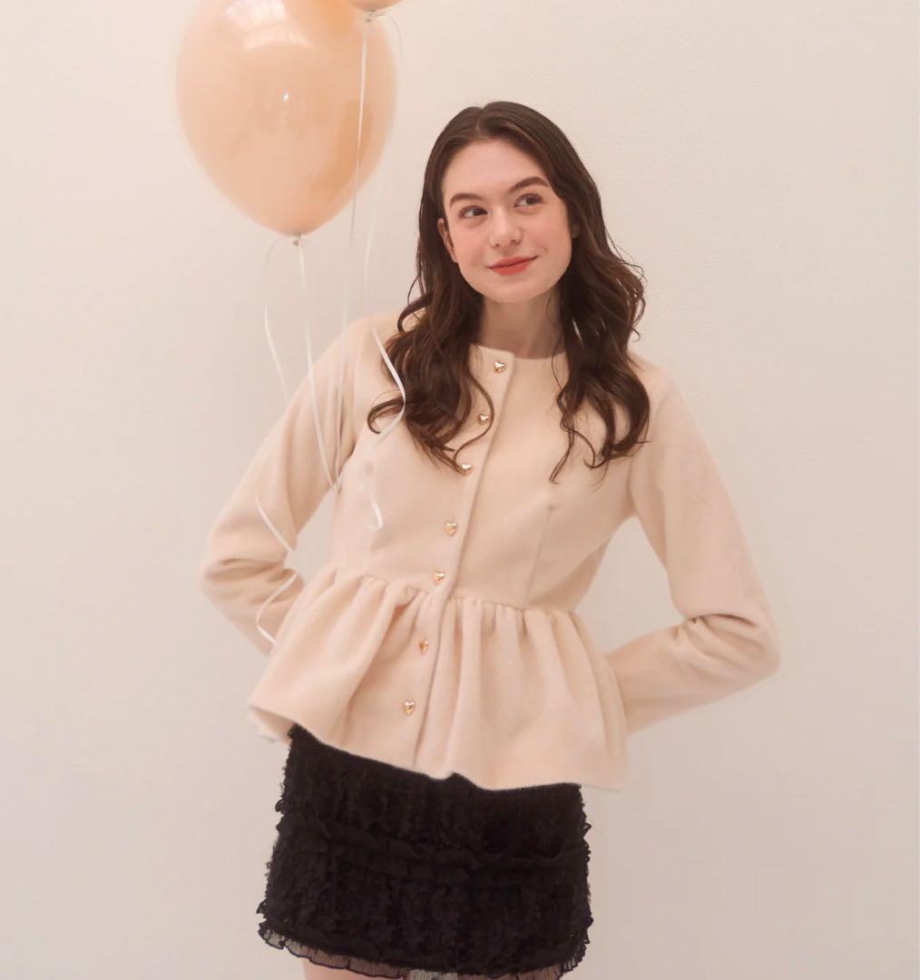 muguet heart button peplum tops最終お値下げ - メルカリ