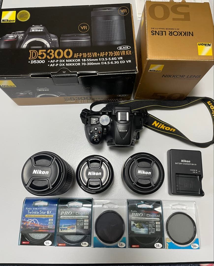 Nikon D5300 デジタル一眼レフ カメラセット ニコンD ニコン Nikon D5300 18-55mm 55-300mm ダブルズームキット