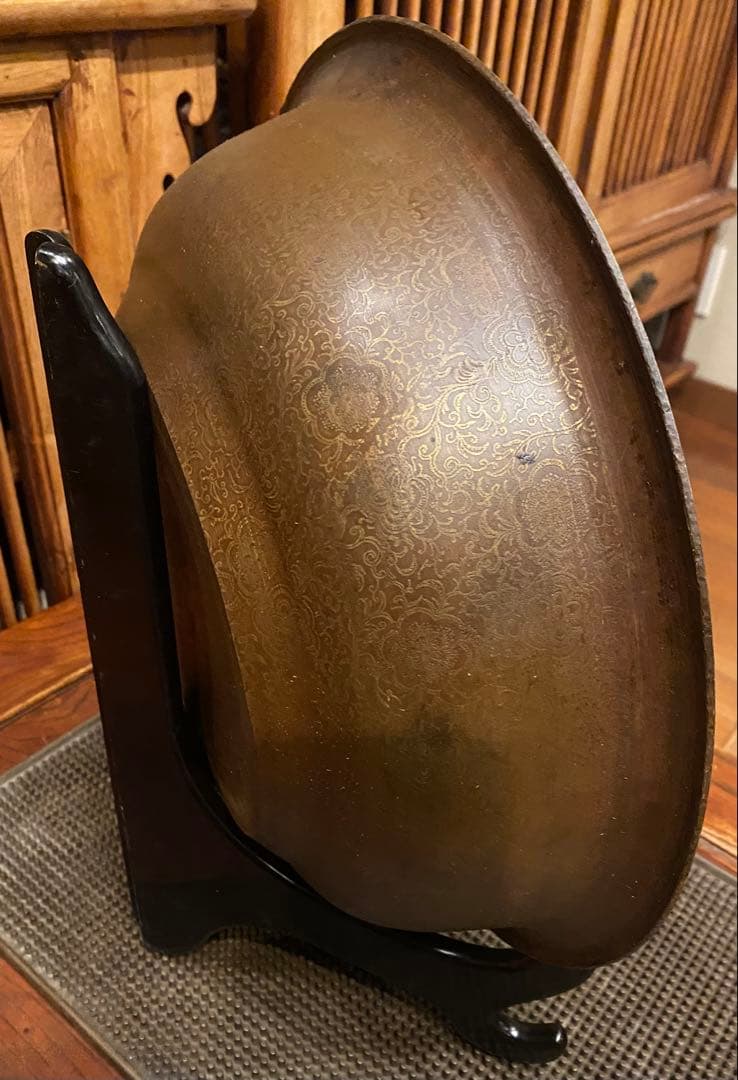 中国 清代 黄青銅 装飾洗面器 鑑賞スタンド付 ・ヴィンテージ レア