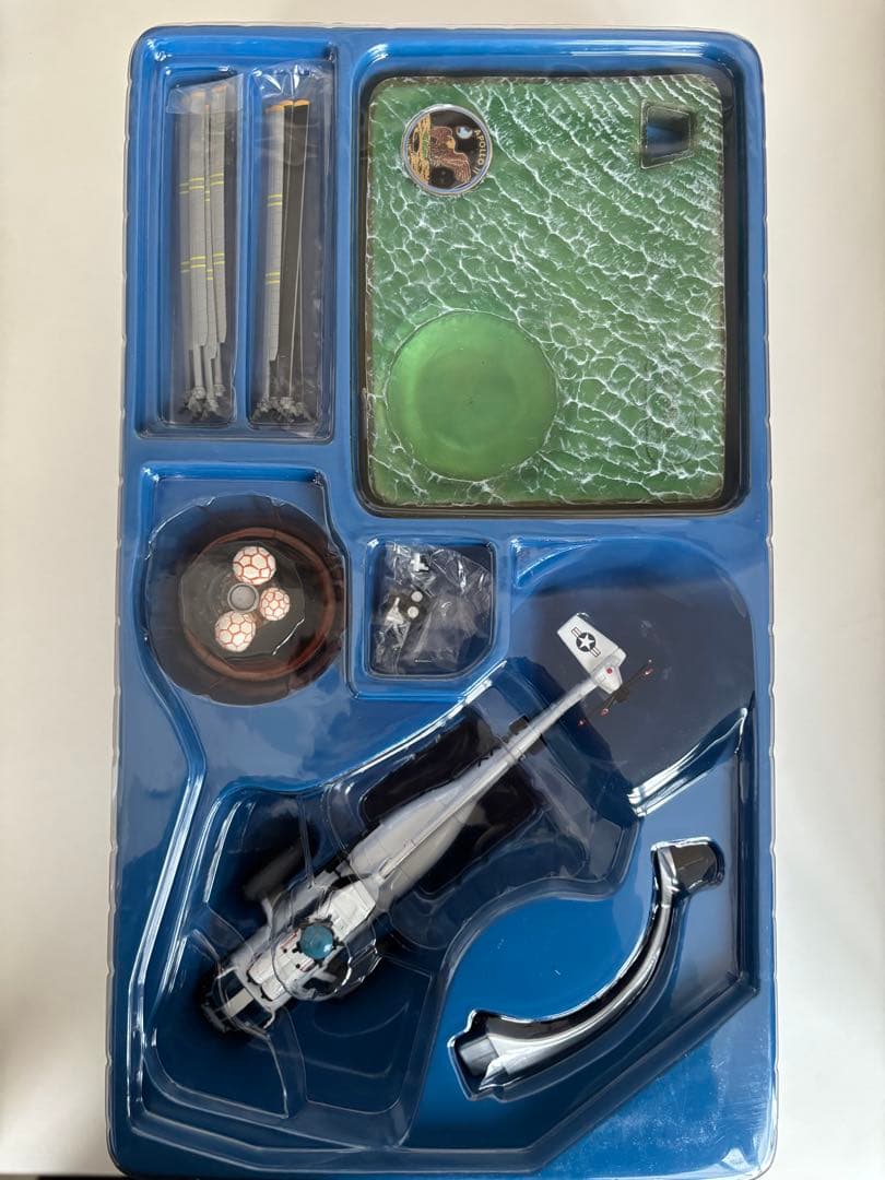 Corgi H-53 Sea Stallion 1/72 アポロの回収シーン - メルカリ