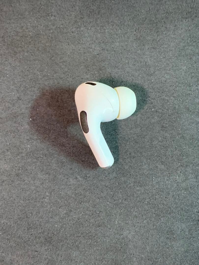 AirPods Pro 第 2 世代イヤホン右耳のみモデル番号A3047動作品 - メルカリ