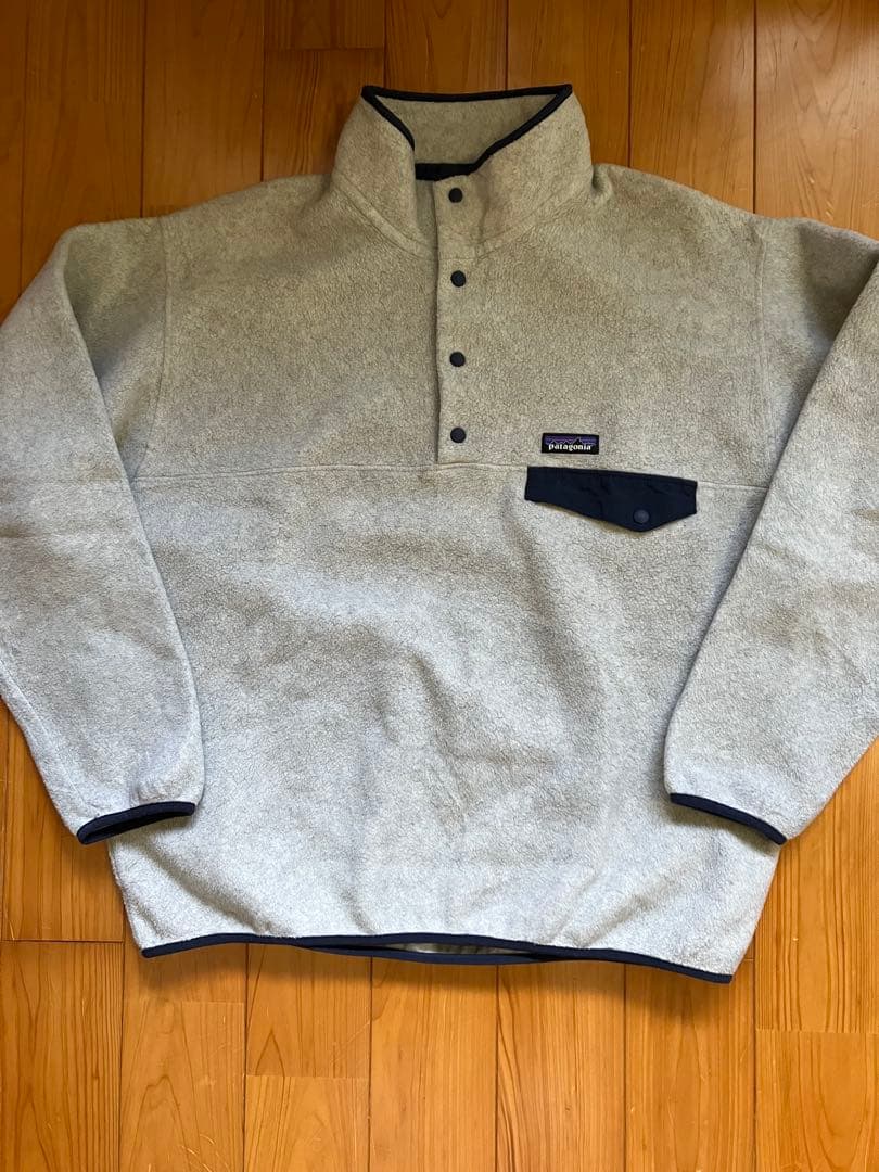 Patagonia スナップT アッシュグレー Patagonia Lightweight Synchilla Snap-T Fleece Pullover for Women