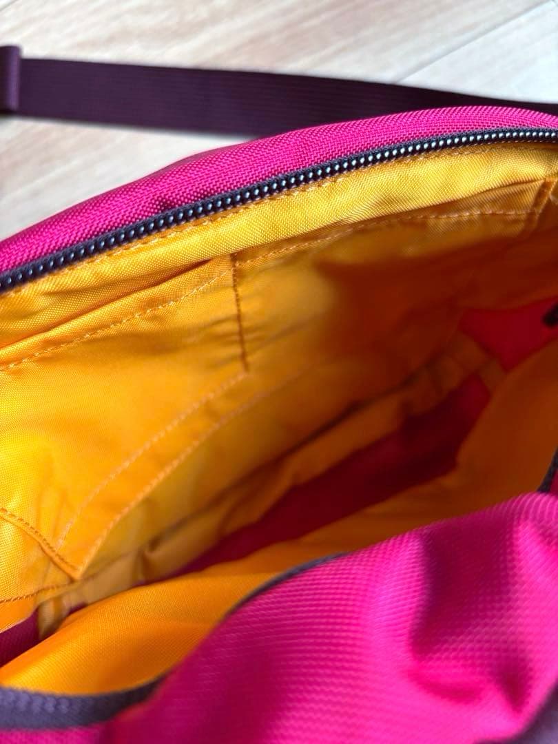 ほぼ未使用⭐︎アークテリクス マカ ショルダーバッグ ピンク ウエスト