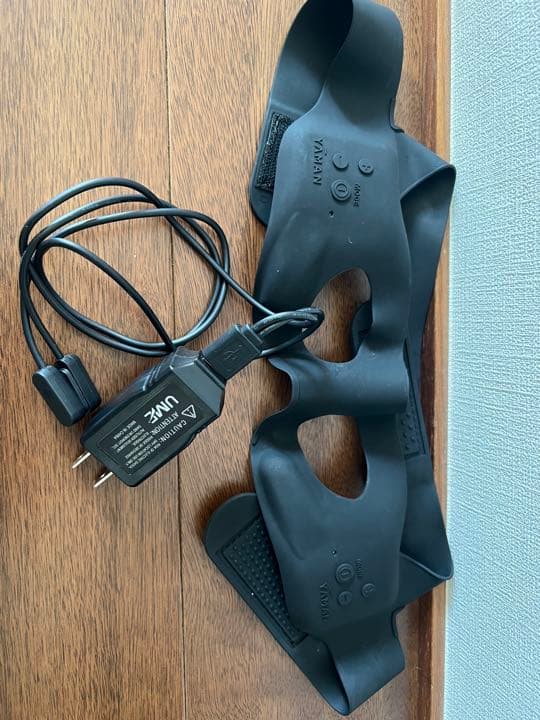 YA-MAN ヤーマン メディリフトアイウェアラブルEMS美顔器『メディリフト』 メディリフト プラス セラムセット｜ヤーマン公式通販サイト