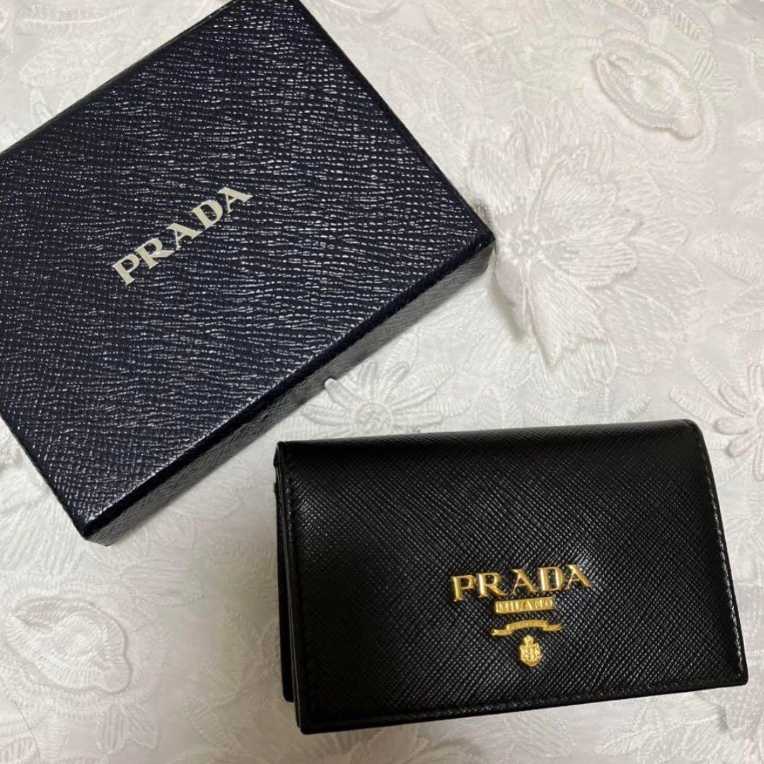 PRADA サフィアーノメタル 名刺入れ ブラック 楽天市場】プラダ カードケース 名刺入れ メタルロゴ サフィアーノ