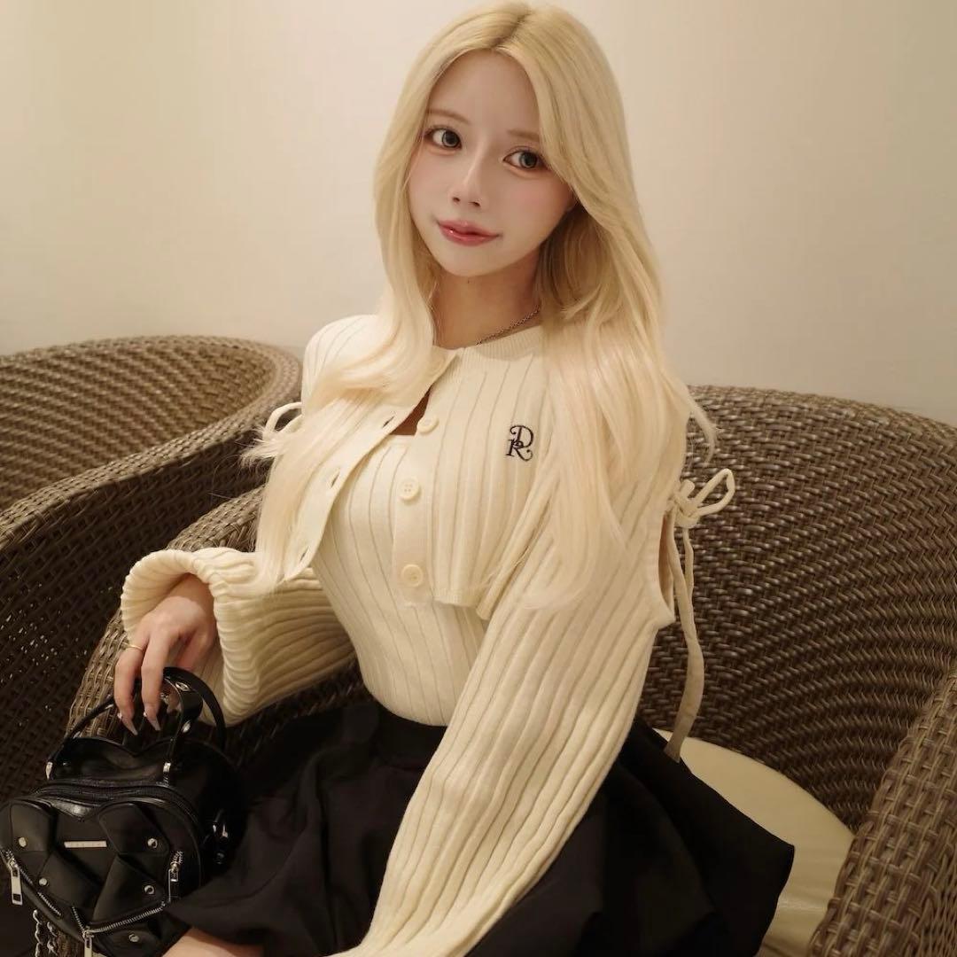 Darich ダーリッチ ショルダーオープンアンサンブルニット アイボリー