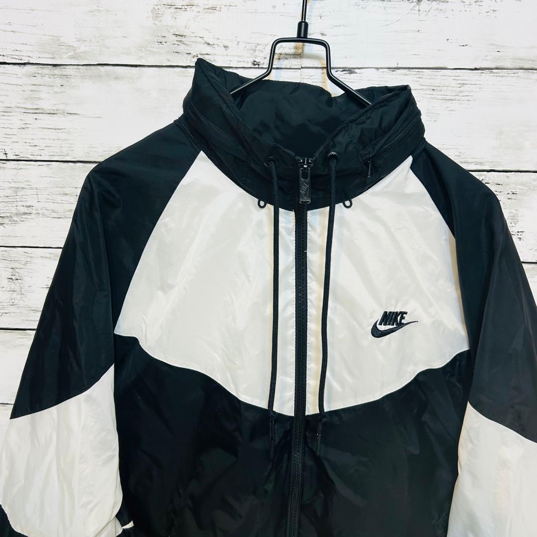 NIKE ナイキ ナイロンジャケット バックロゴ ブラック ホワイト XL