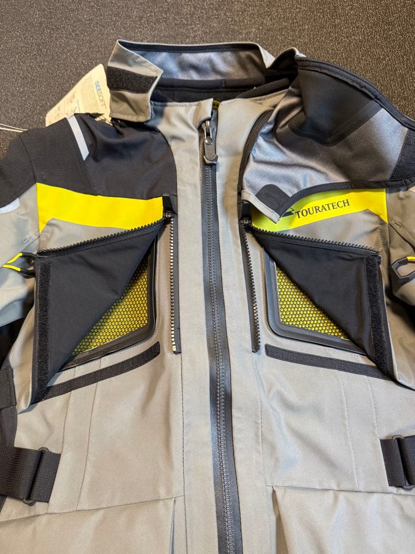 はるかさん専用】ページ TOURATECH GORE-TEX ジャケット - メルカリ