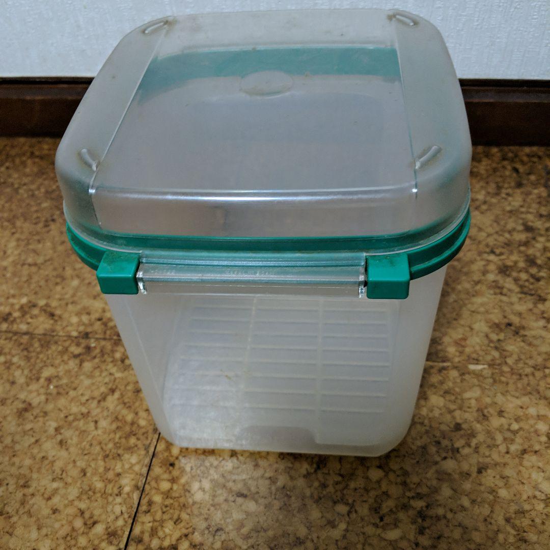 タッパーウェア3点 すのこ付き野菜ケース他2個 - メルカリ