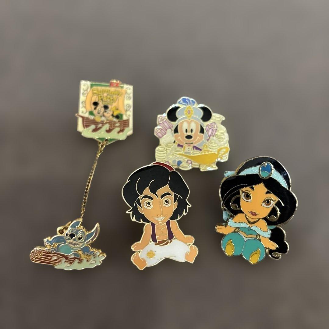 アラジン・ジャスミン・ミッキー・スティッチ ピンバッジ4個セット