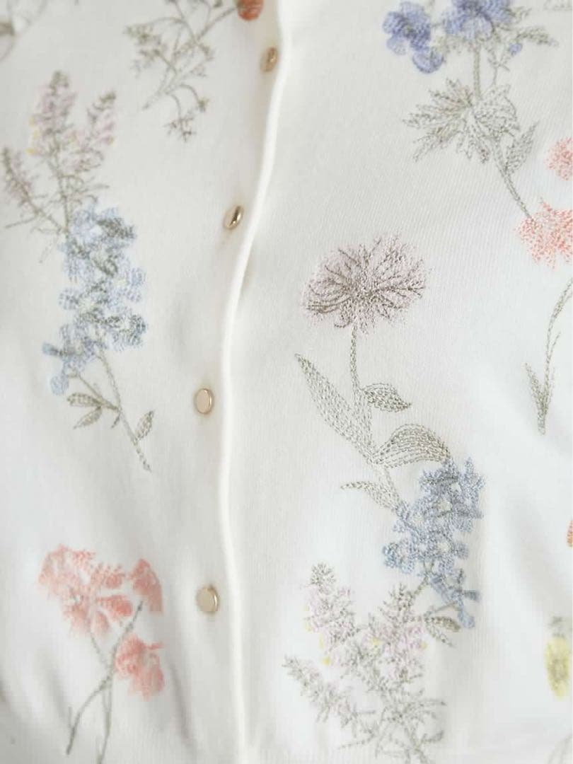 新品未使用】CELFORDセルフォード♪フラワー刺繍カーディガン OWHT