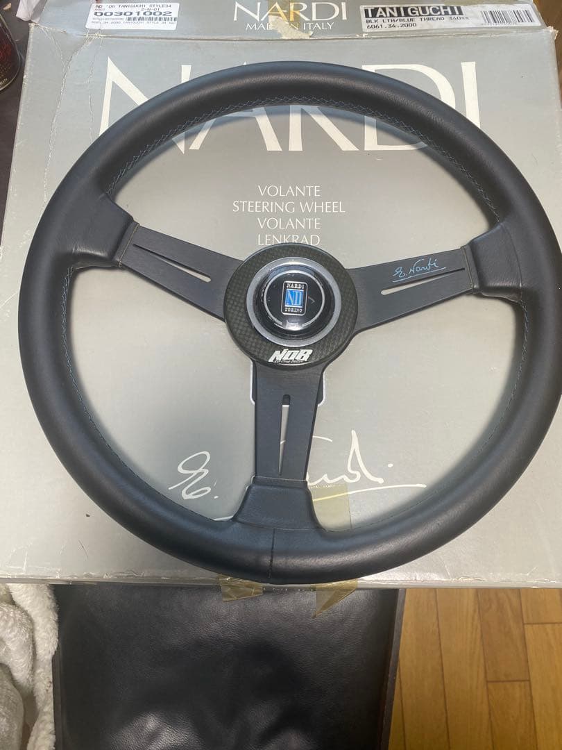 NARDI 2006年谷口信輝モデルΦ34 限定500本 NARDI'06 TANIGUCHI STYLE 34 NARDI(ナルディ)のステアリングの口コミ