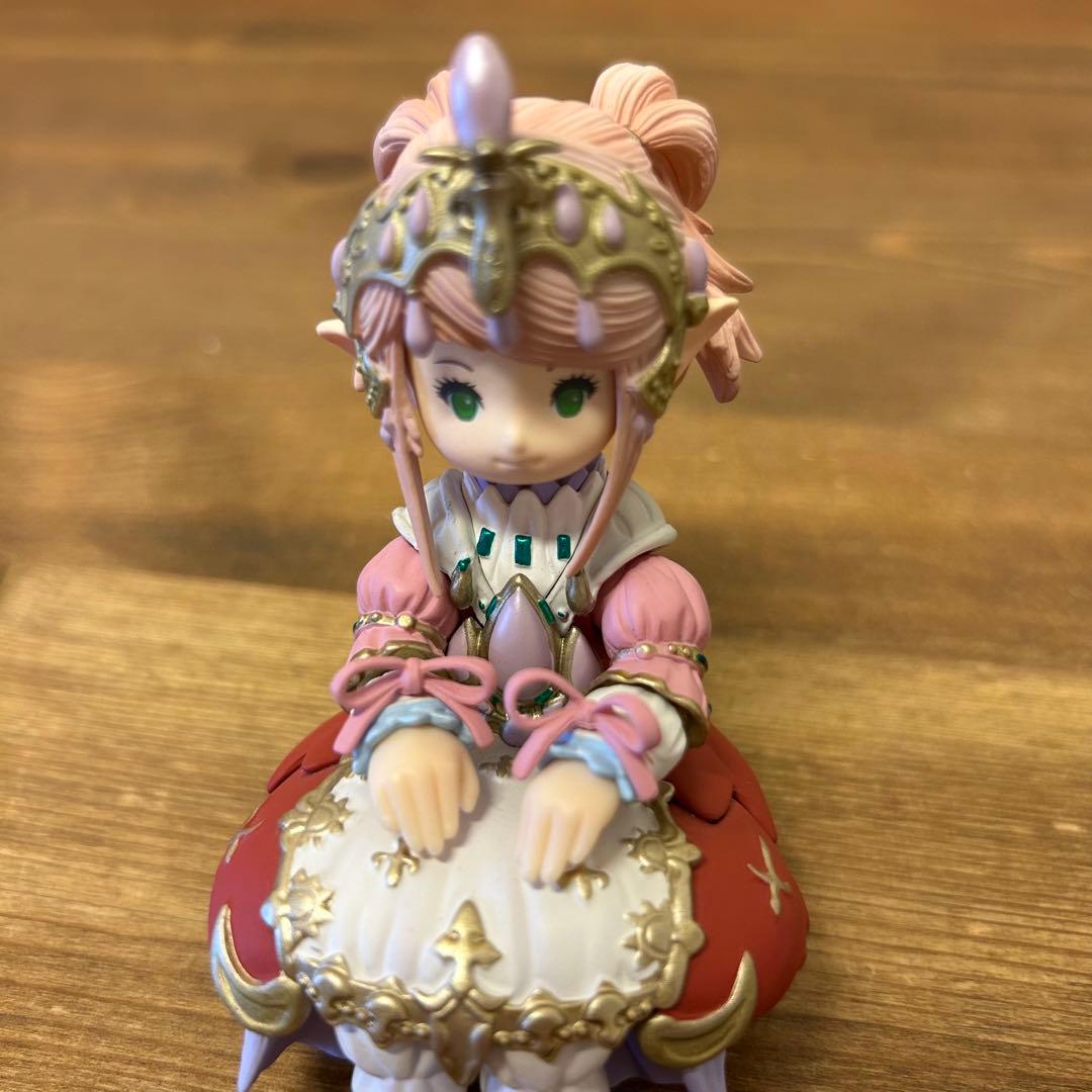FF14 おすわりナナモ様 マスコットフィギュア - メルカリ