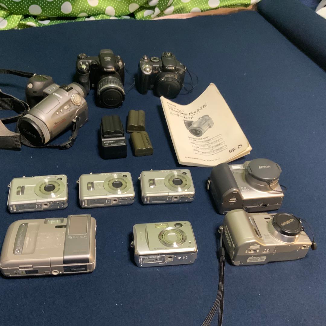 デジタルカメラ（Canon、富士フィルム など合わせて10台）ジャンク扱い デジタルカメラ（Canon、富士フィルム など合わせて10台）ジャンク扱い