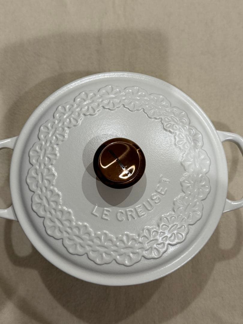 ルクルーゼ ココットロンド 20cm レースレリーフ コットン カッパー