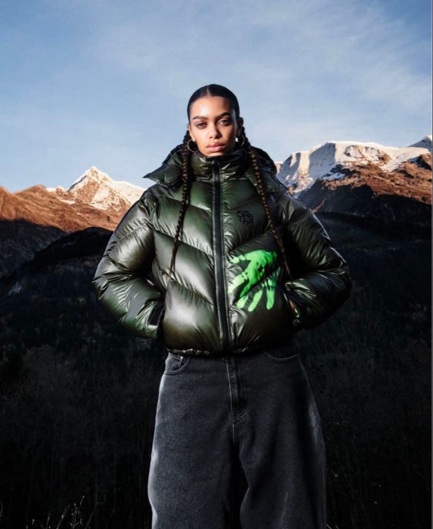 mertra HEAT REACTIVE PUFFERダウンジャケット - メルカリ