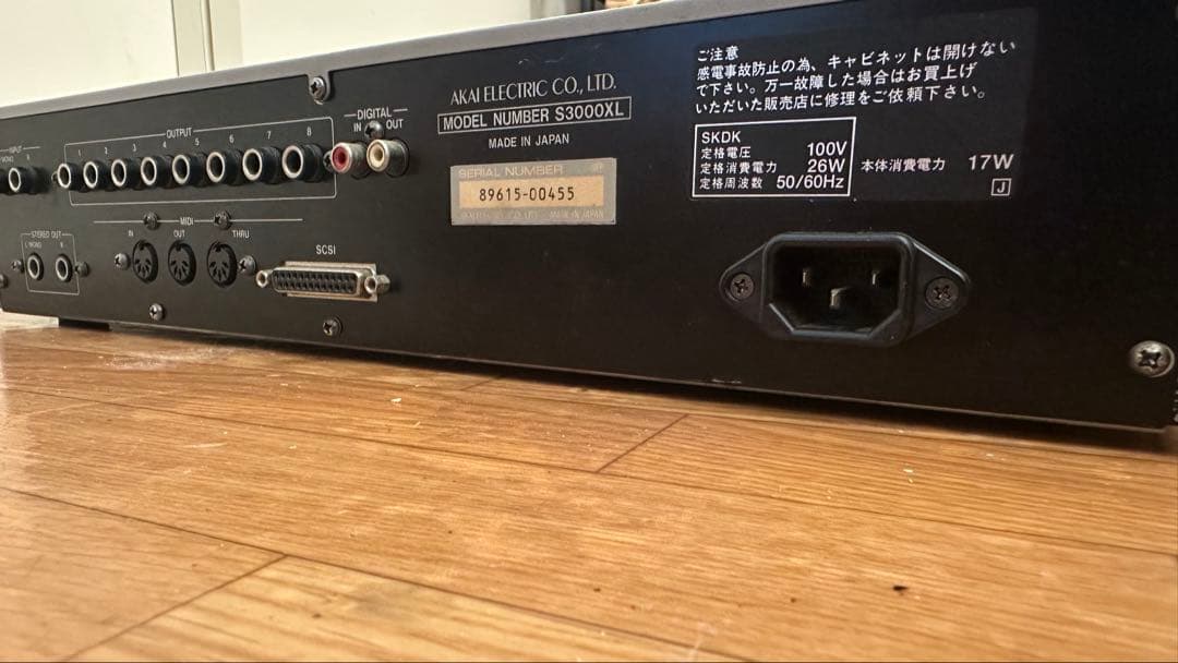 s*o様 AKAI S3000XL 電源ok ケーブル付 ジャンク扱い サンプラの通販は
