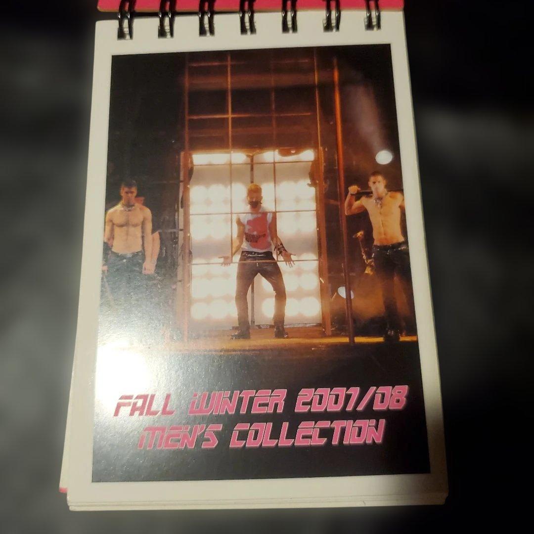 希少】DSQUARED2 2007AW ルックブック 非売品 カタログ - メルカリ