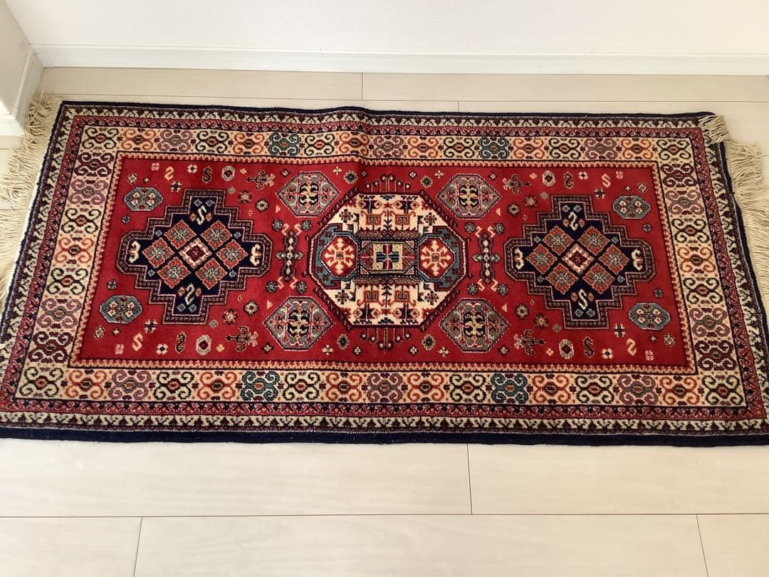 ヴィンテージラグ　トライバルデザイン ウールラグ 約 140×71cm お洒落なヴィンテージラグ☆トライバルラグ バルーチ ヴィンテージラグ