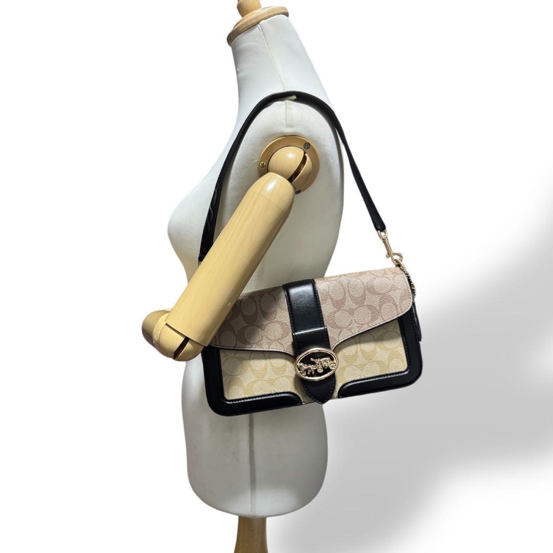 極美品✨️コーチ ワンショルダーバッグ ジョージ タビー PVC レザー