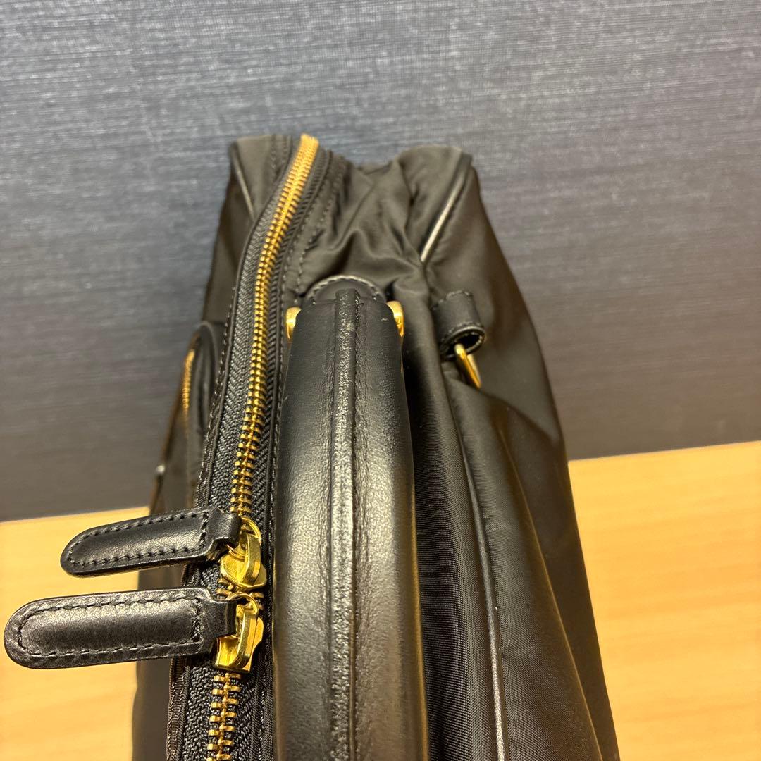 未使用に近い/定価102,300円】フェリージ 1735/s/DS（保存袋付