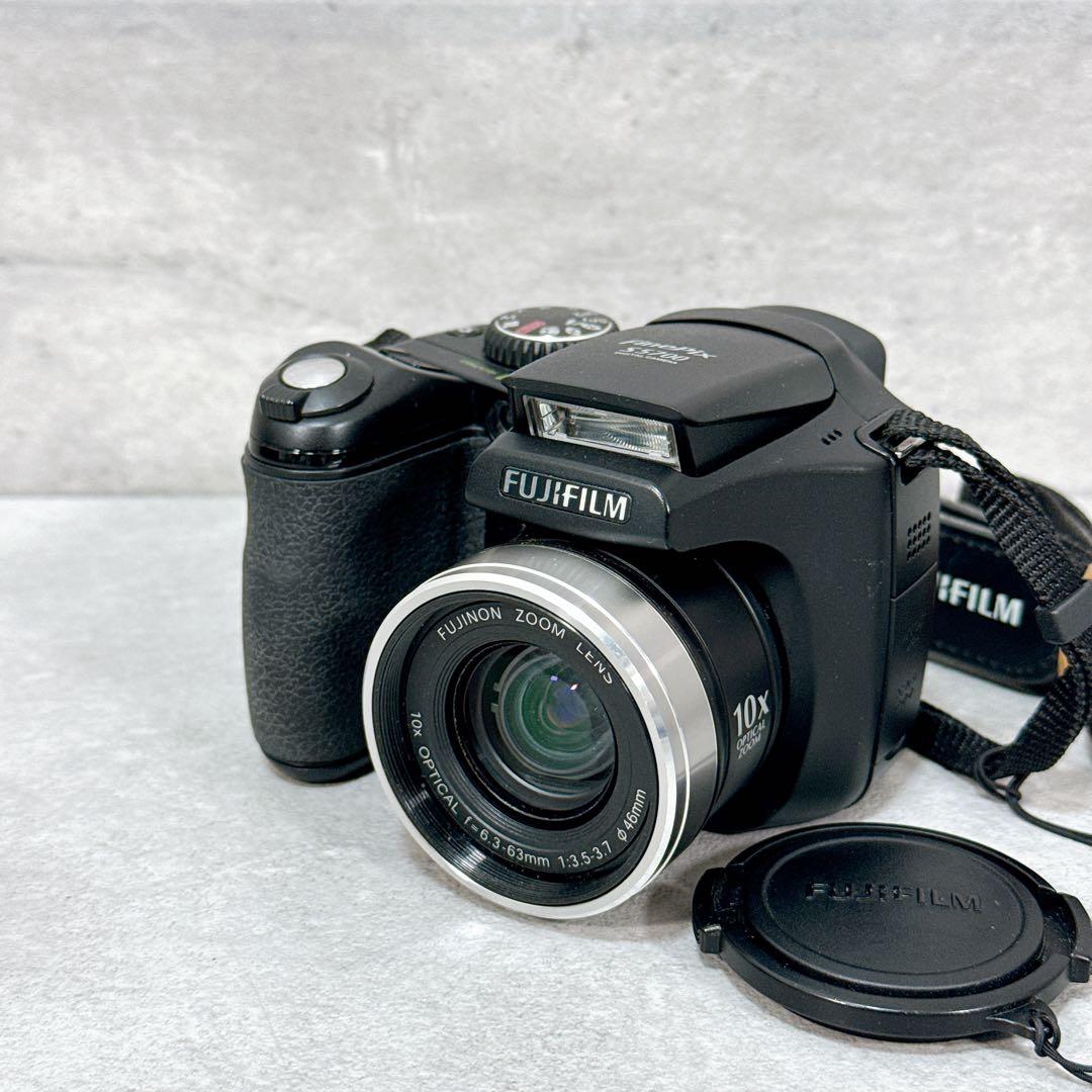 FUJIFILM FinePix S5700 デジカメ 単三電池【K523】 - メルカリ
