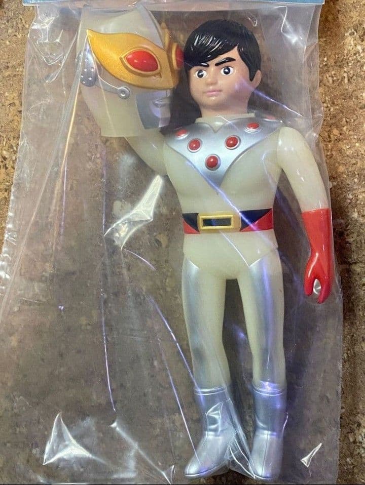 蓄光版 サンダーマスク 27cm 無版権 パチ怪獣 ソフビ 1972年 Amazon.co.jp: 宝蔵 玩具 サンダーマスク ソフビ 人形 約15㎝ 無版権