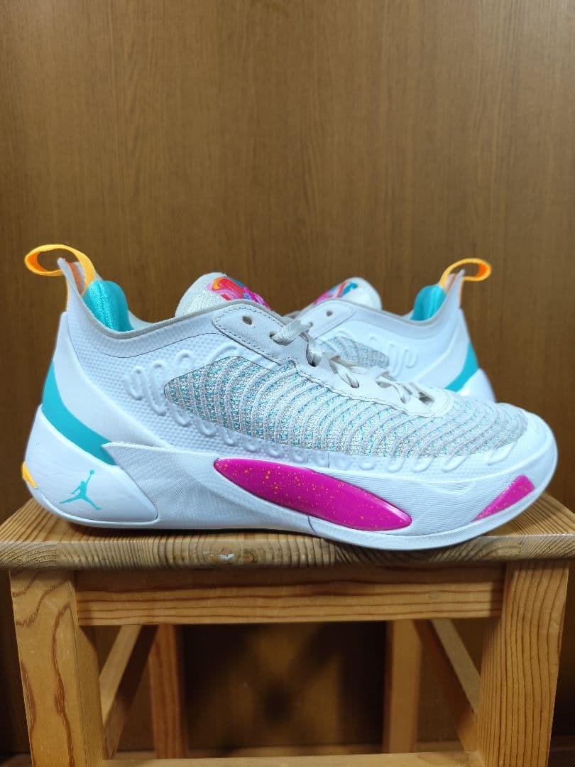 Nike Luka 1 \"White/Fire Pink\"　27.5cm　ルカ1