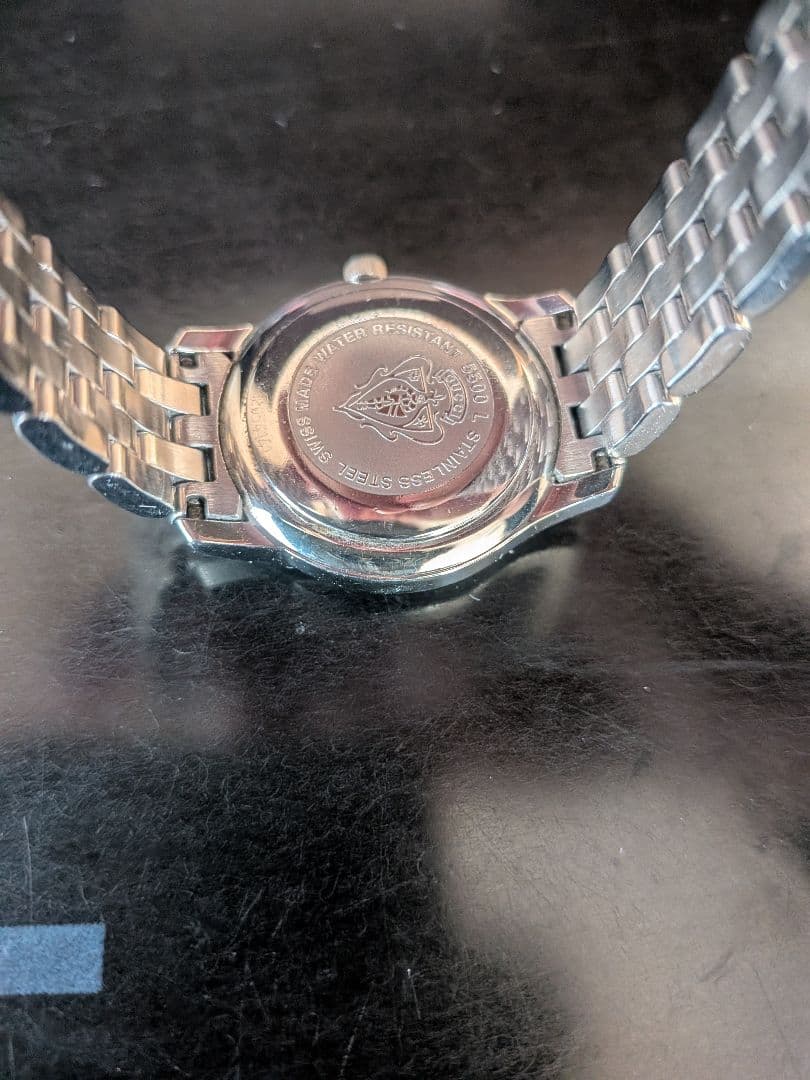 GUCCI 腕時計 5500L 11Pダイヤ 外箱 ステンレス 1630 - 時計人気