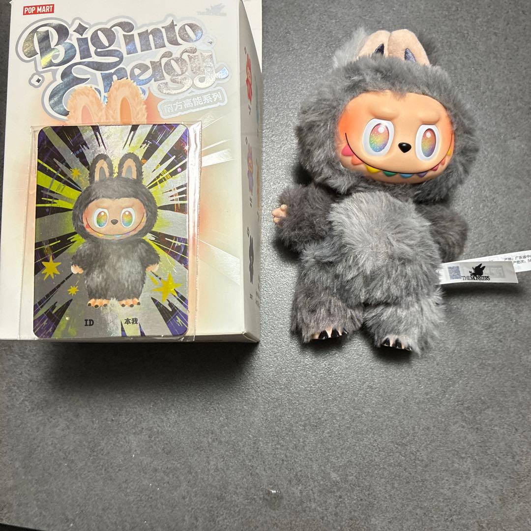 ラブブシークレットカード付き - メルカリ