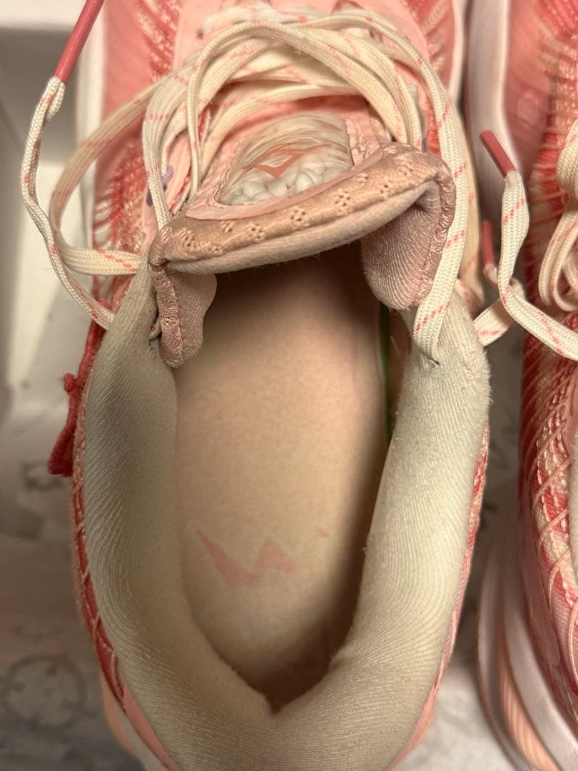 AR1 バレンタイン　28.5cm