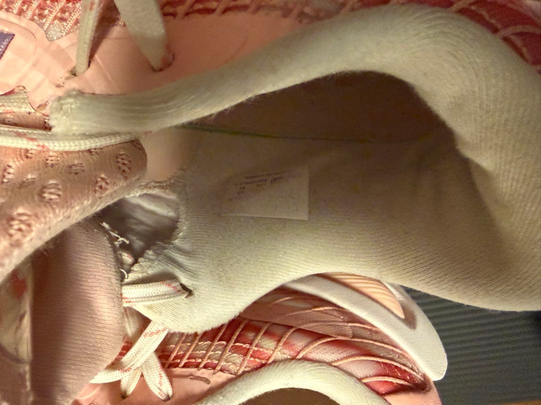 AR1 バレンタイン　28.5cm