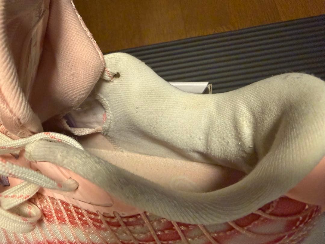 AR1 バレンタイン　28.5cm